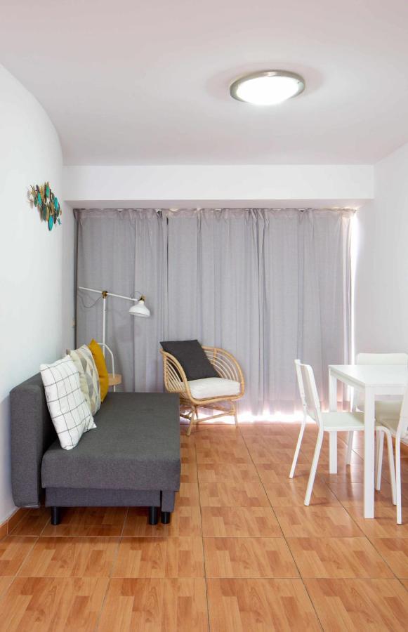 Apartamento Maypa 2 Salitre 멜로네라스 외부 사진